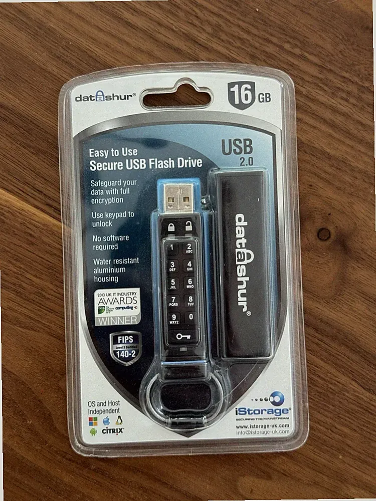 Secure Datashur USB Flash Drive - USB 2.0 16 GB - Encrypted, Waterproof